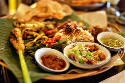 معرفی غذاهای محلی بالی